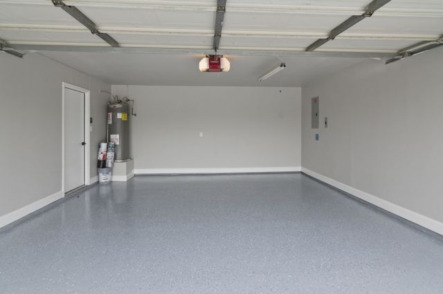 8105 Spruce Valley Drive, Fort Worth, TX 76137