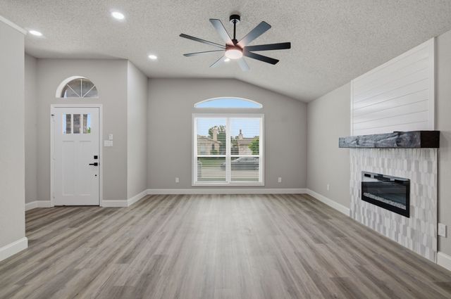 8105 Spruce Valley Drive, Fort Worth, TX 76137