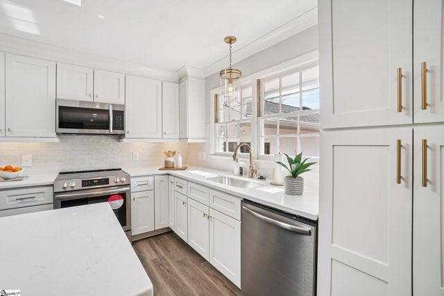 110 Leyswood Drive, Greenville, SC 29615