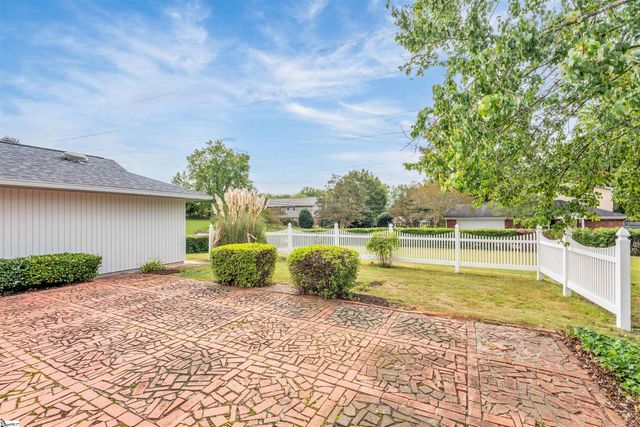 110 Leyswood Drive, Greenville, SC 29615