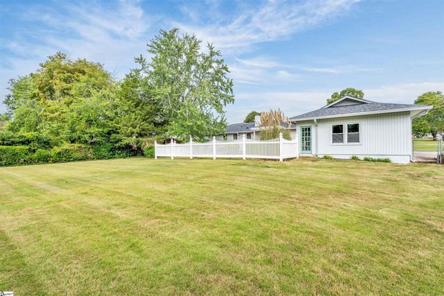 110 Leyswood Drive, Greenville, SC 29615