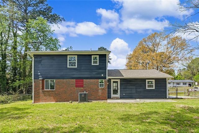 10664 Sandpiper Road, Jonesboro, GA 30238