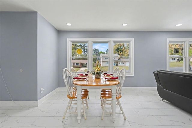 10664 Sandpiper Road, Jonesboro, GA 30238