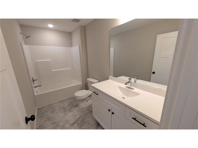 1060 Sharptail Run, New Richmond, WI 54017