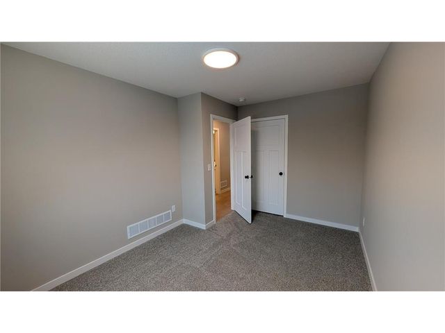 1060 Sharptail Run, New Richmond, WI 54017