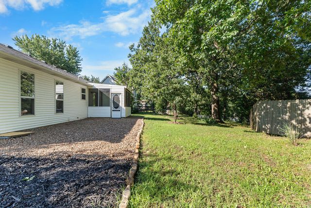 230 Meadow Ridge N, Branson, MO 65616