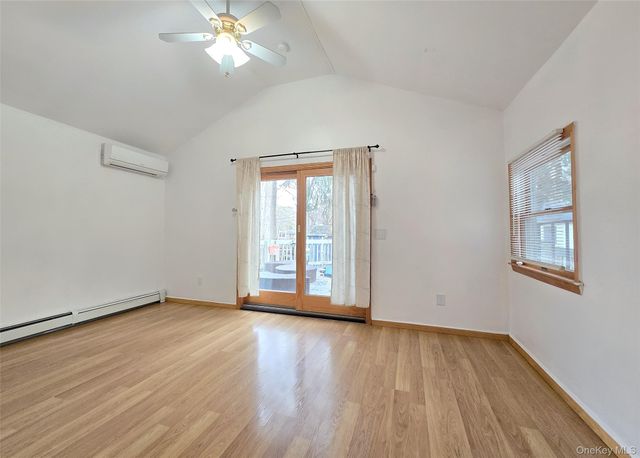 27 Forest Trail, Ridge, NY 11961