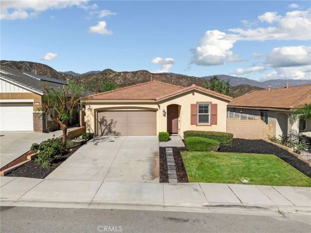 3915 Oregon Ash, San Bernardino, CA 92407
