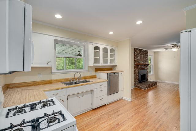 408 Hillview Dr, Mount Juliet, TN 37122