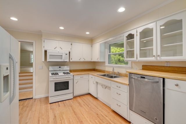 408 Hillview Dr, Mount Juliet, TN 37122