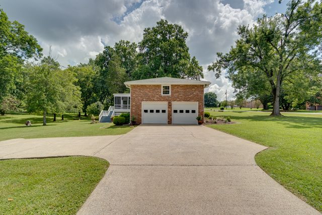 408 Hillview Dr, Mount Juliet, TN 37122