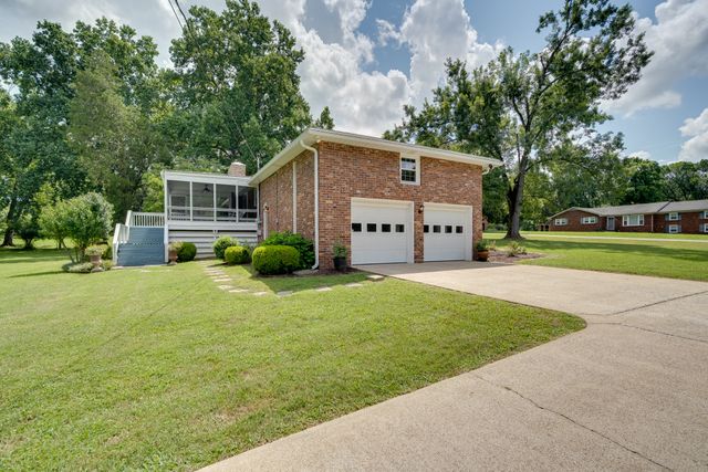 408 Hillview Dr, Mount Juliet, TN 37122