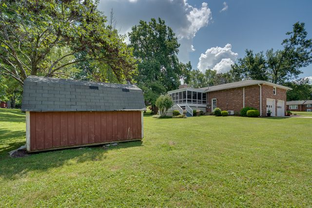 408 Hillview Dr, Mount Juliet, TN 37122