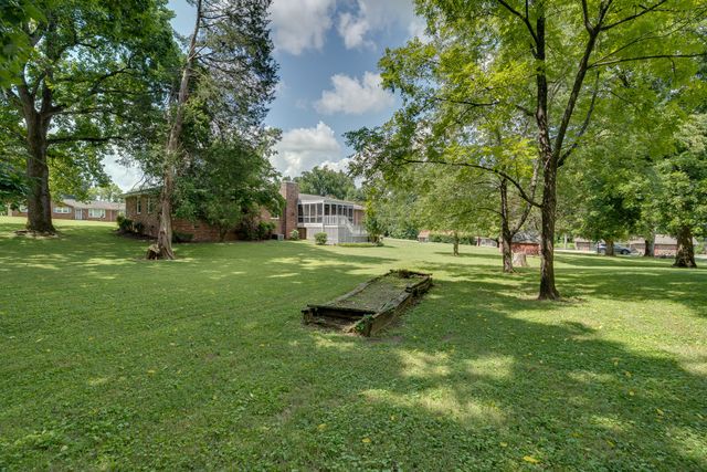 408 Hillview Dr, Mount Juliet, TN 37122