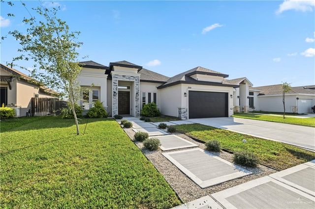 1300 S Waxahachie Street, Alton, TX 78573