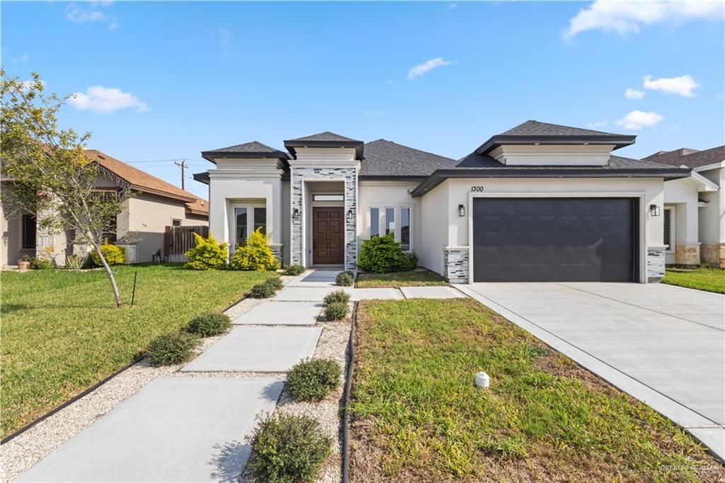 1300 S Waxahachie Street, Alton, TX 78573