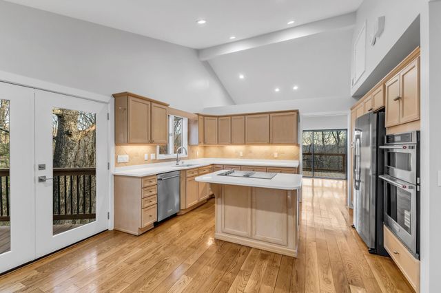 116 Harpeth Trace Ct, Nashville, TN 37221