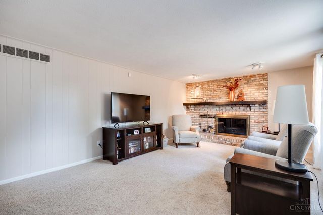 7647 Topridge Drive, West Chester, OH 45069