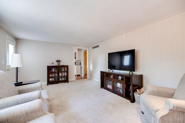 7647 Topridge Drive, West Chester, OH 45069