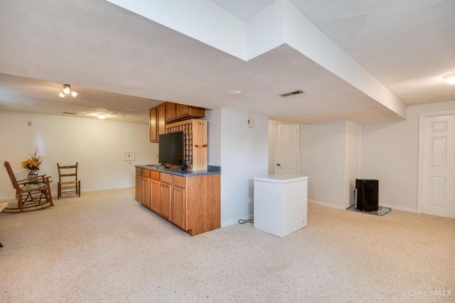7647 Topridge Drive, West Chester, OH 45069
