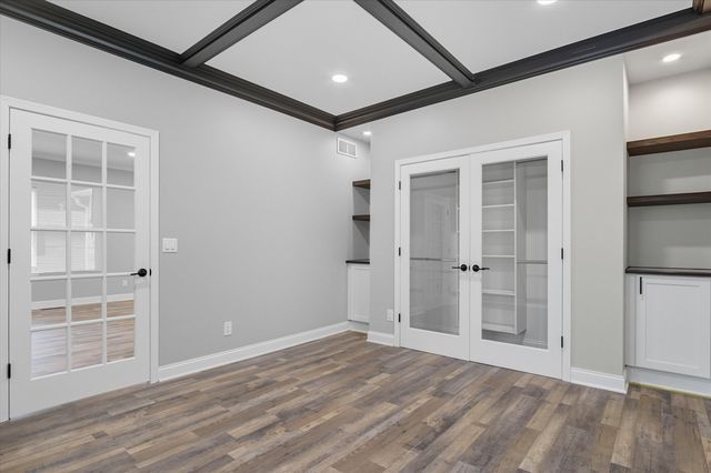 8618 Beatrice, Westland, MI 48185