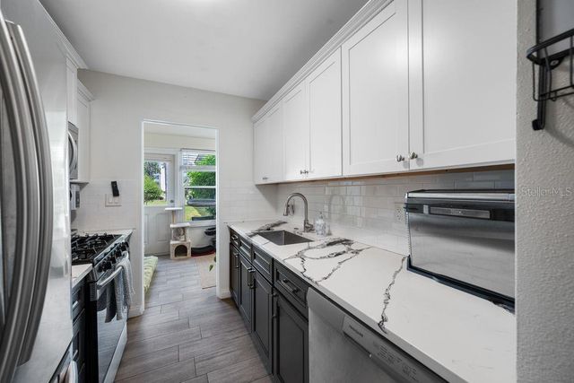 5660 80TH STREET N B101, St Petersburg, FL 33709