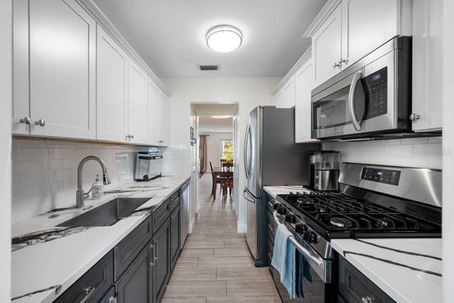 5660 80TH STREET N B101, St Petersburg, FL 33709