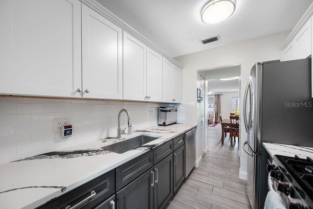 5660 80TH STREET N B101, St Petersburg, FL 33709