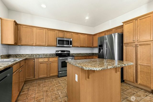 2407 88th Drive NE, Lake Stevens, WA 98258