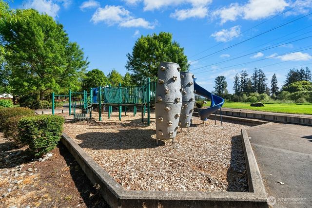 2407 88th Drive NE, Lake Stevens, WA 98258