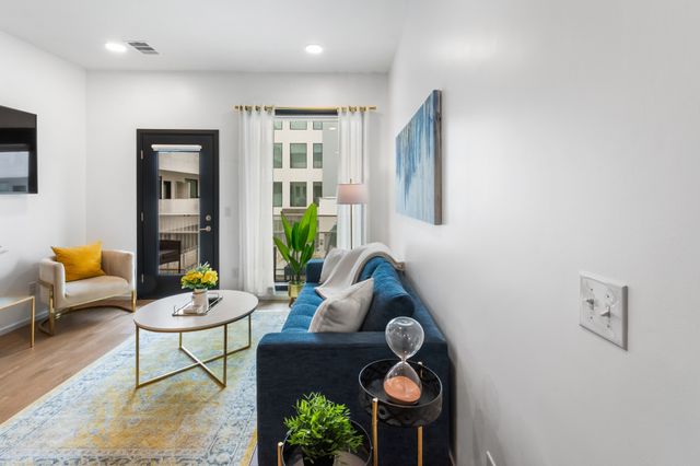 920 South St Apt 219, Nashville, TN 37203