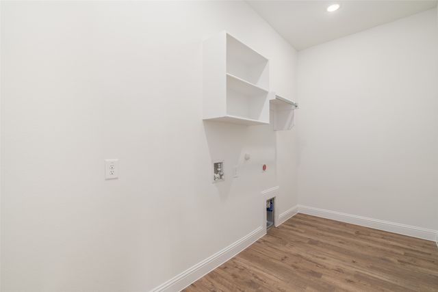 925 Cedar Street, Lavon, TX 75166