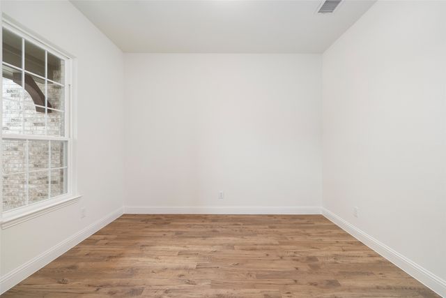 925 Cedar Street, Lavon, TX 75166