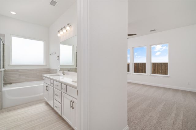 925 Cedar Street, Lavon, TX 75166