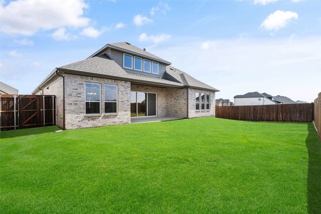 925 Cedar Street, Lavon, TX 75166