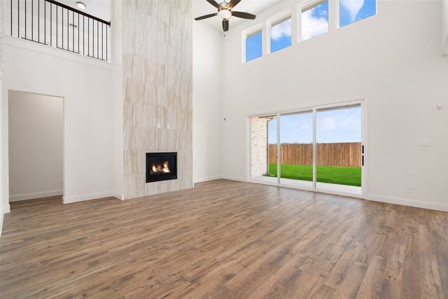 925 Cedar Street, Lavon, TX 75166