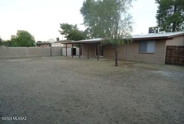 7406 N Boston Place, Tucson, AZ 85741