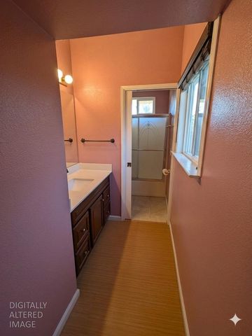8075 Calle Royale Way, Sacramento, CA 95823
