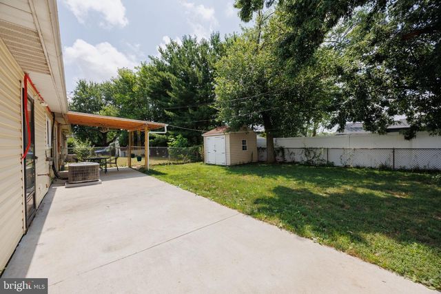2106 N ROLLING RD N, Windsor Mill, MD 21244