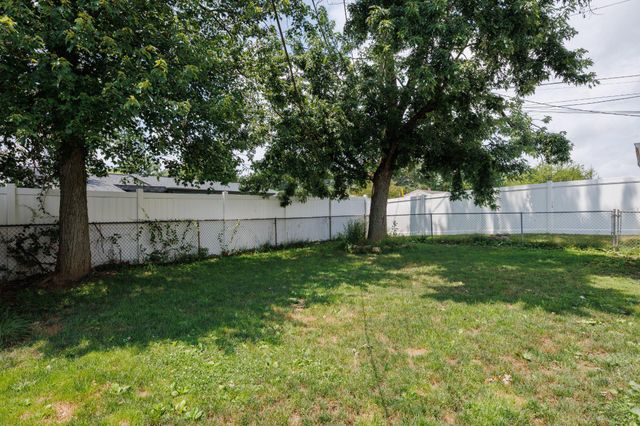 2106 N ROLLING RD N, Windsor Mill, MD 21244