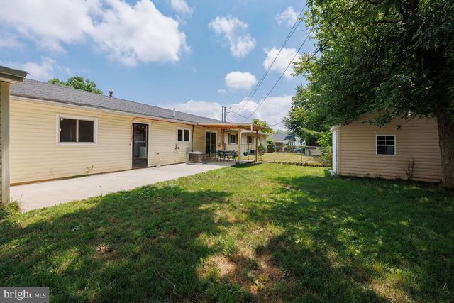 2106 N ROLLING RD N, Windsor Mill, MD 21244