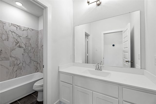 5615 Sandcastle Ridge Drive, Katy, TX 77493