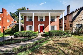 2325 Broadmeade Rd 1, Seneca Gardens, KY 40205