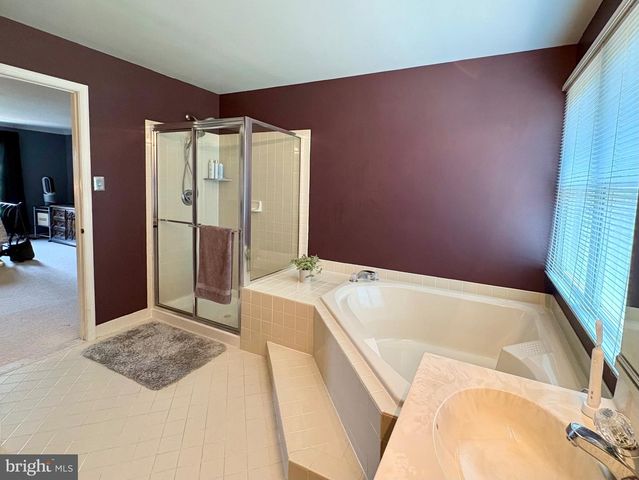 947 COUNTESS DRIVE, Yardley, PA 19067