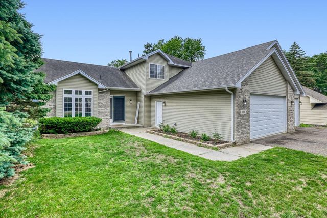 2068 124th Lane NW, Coon Rapids, MN 55448