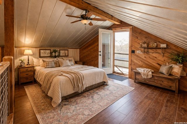 794 Rio Luna, Bandera, TX 78003