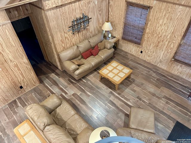 794 Rio Luna, Bandera, TX 78003