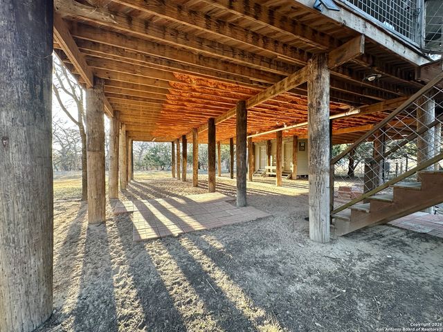 794 Rio Luna, Bandera, TX 78003