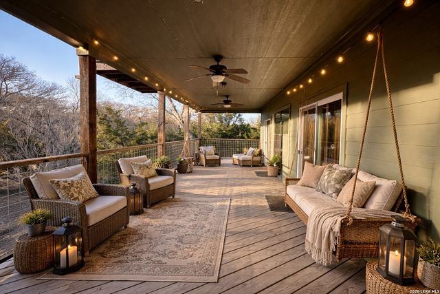 794 Rio Luna, Bandera, TX 78003