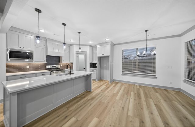 4979 Farmhouse Street, Springdale, AR 72762